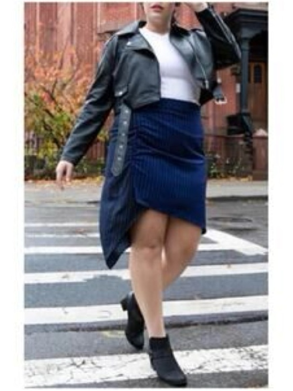 NWT Soncy Navy Asymmetric Ribbed Pencil Skirt - Size 3X